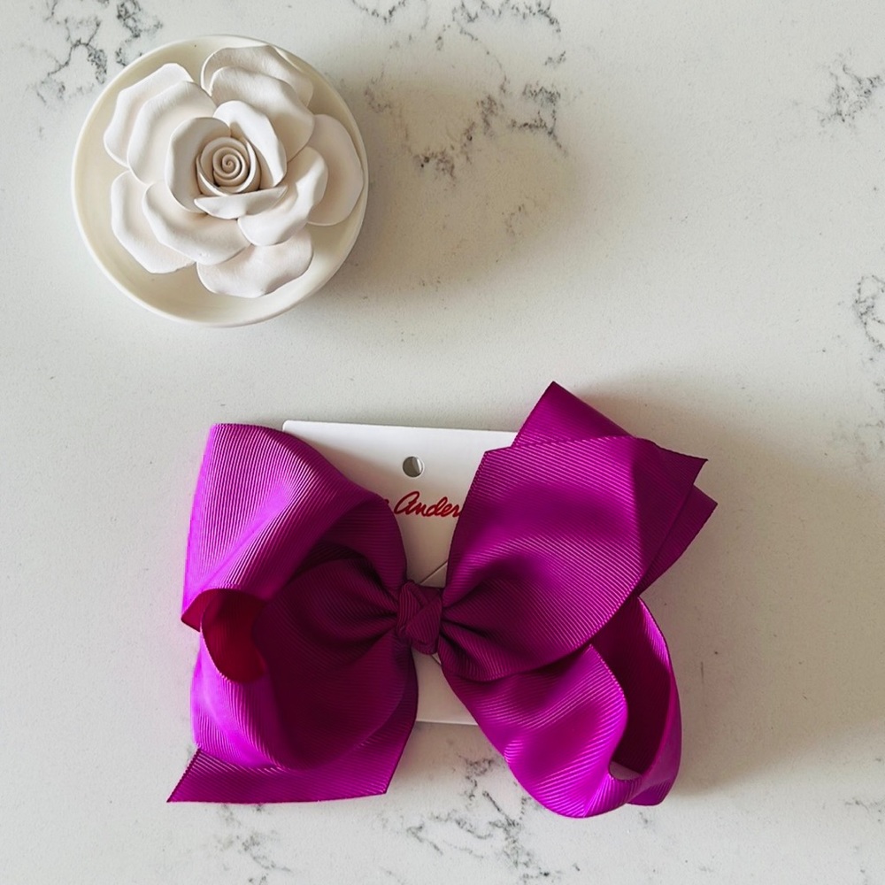 Hanna Andersson girl’s big bow